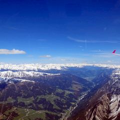 Flugwegposition um 11:55:55: Aufgenommen in der Nähe von Gemeinde Außervillgraten, Österreich in 3221 Meter